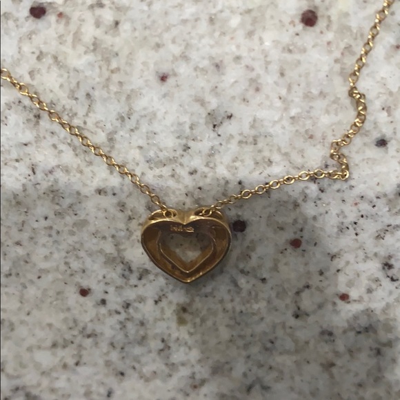 Gold chain with heart pendant - Picture 6 of 6